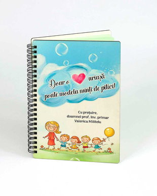 Agenda de lemn - cadou personalizat educatoare, invatatoare