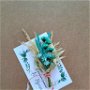 Mărțișoare-broșă, mini buchete flori naturale uscate, Turquoise