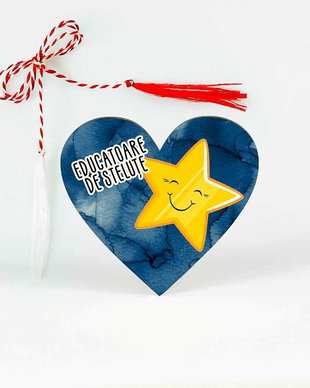 Martisor din lemn cu stelute pentru educatoare, invatatoare