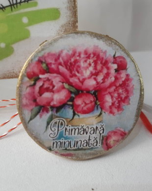Martisor cu bujori
