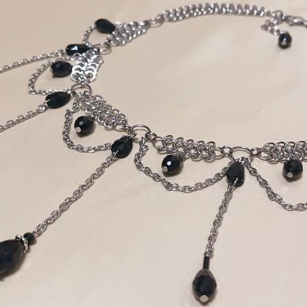 Black and silver dangly collar