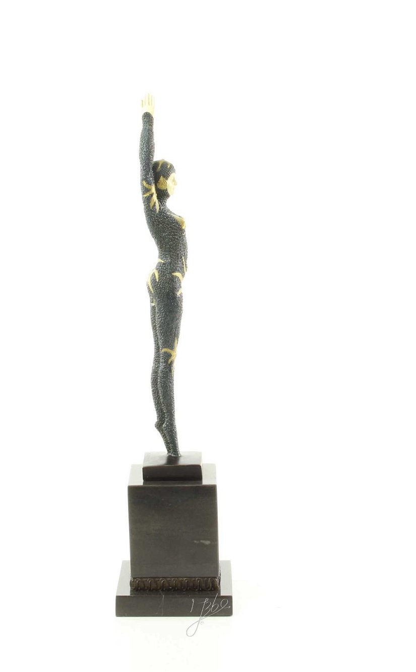 Steaua de Mare-statueta Art Deco din bronz pe un soclu de marmura