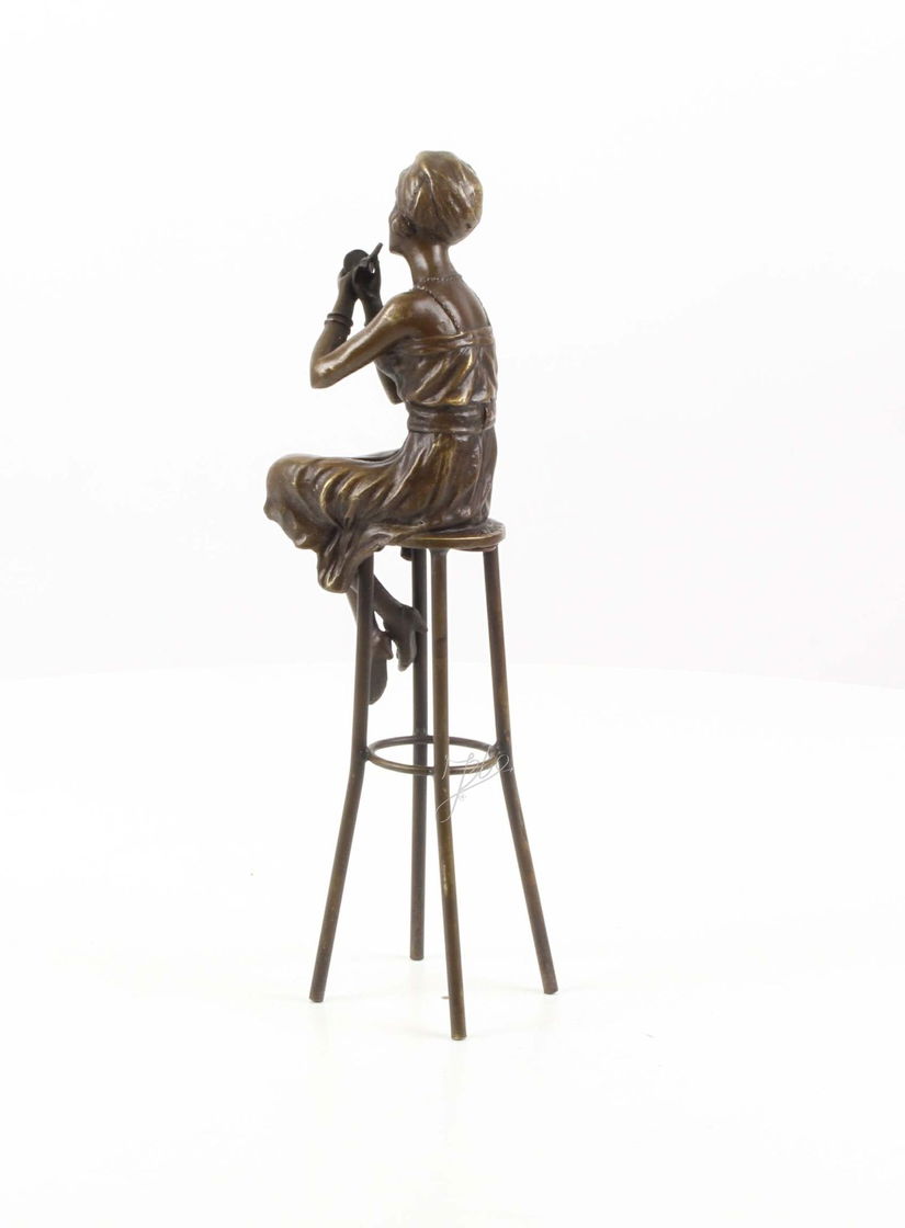 Micuta rosie- statueta Art Deco din bronz