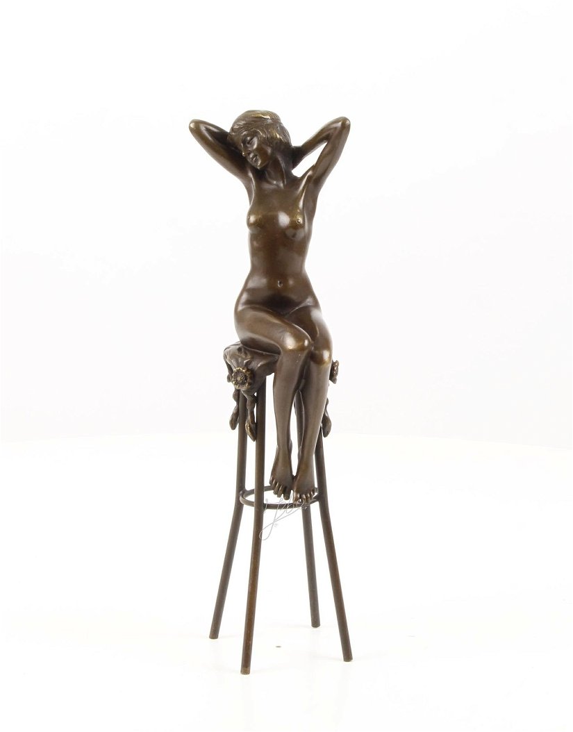 Trezirea -statueta Art Deco din bronz