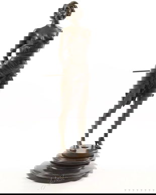 Cultul calariei-statueta Art Deco din bronz pe un soclu din marmura