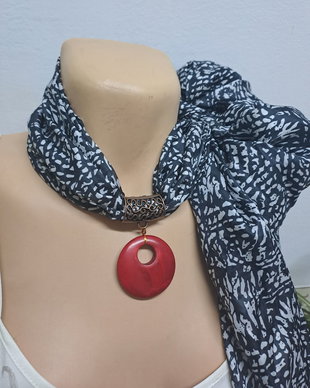 Eșarfă colier