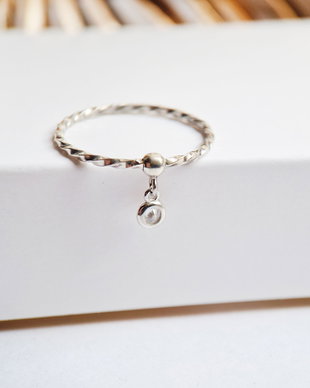 Inel din argint "Delicate Zirconia" creat manual