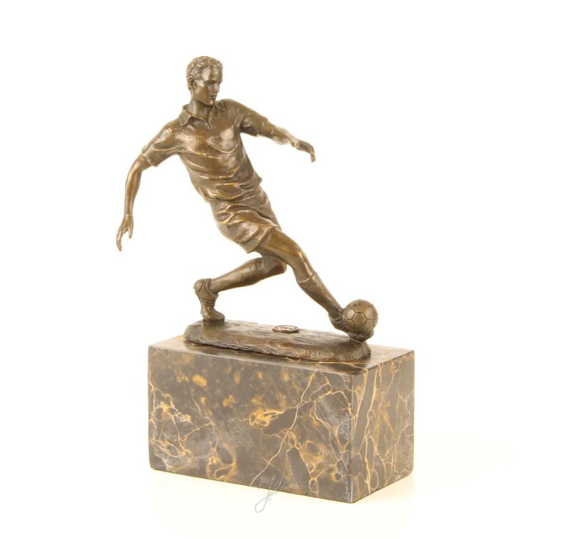 Fotbalist-statueta din bronz pe un soclu din marmura