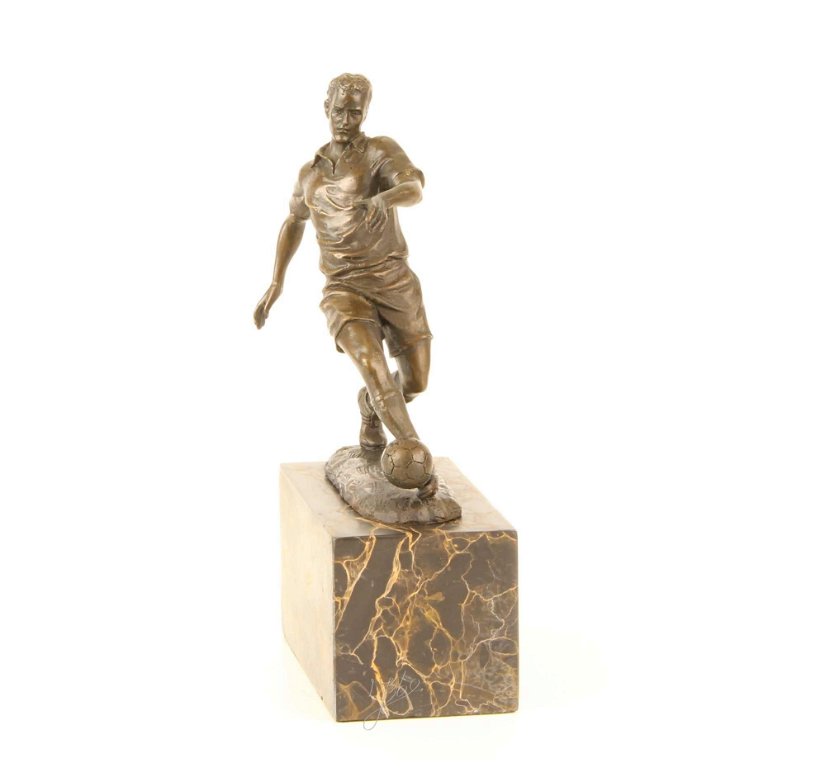 Fotbalist-statueta din bronz pe un soclu din marmura