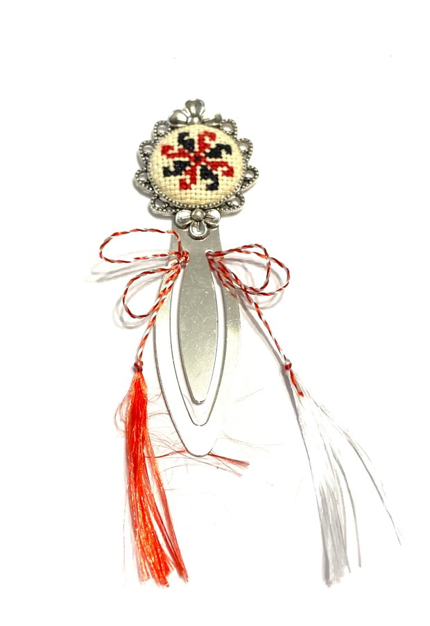 Semn de carte cu cusaturi manuale