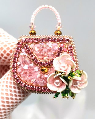 Rezervat Broșă - PINK Purce