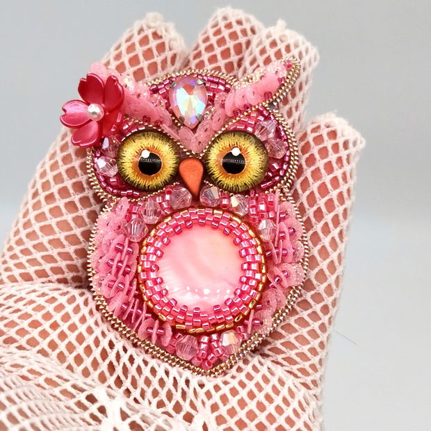 Broșă - Romantic PINK Owl