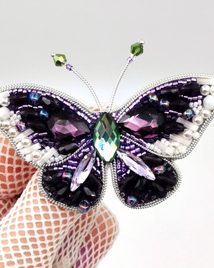 Rezervat Broșă - Purple and Pearl Butterfly