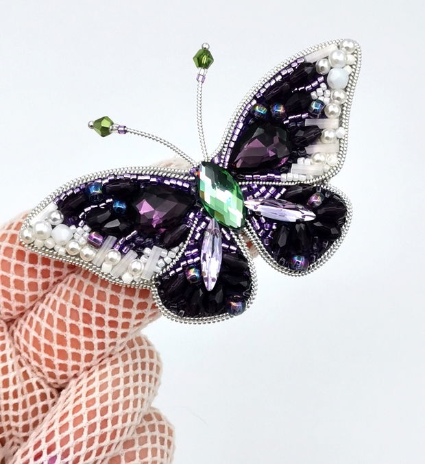 Rezervat Broșă - Purple and Pearl Butterfly