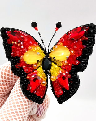 Rezervat Broșă - Sunny Butterfly