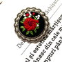 Brosa cu broderie manuala-flori brodate