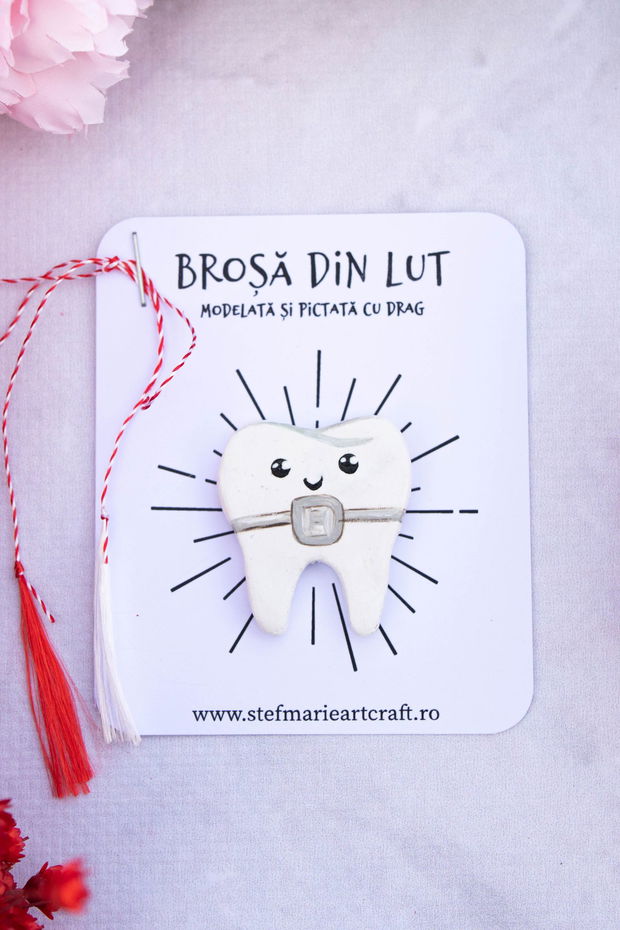 Brosa martisor Dintisor cu bracket