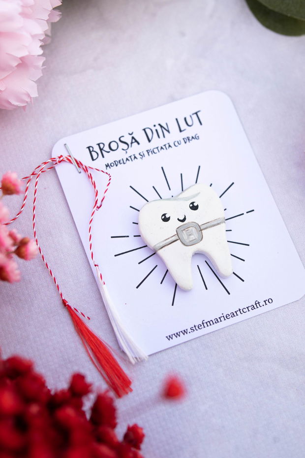 Brosa martisor Dintisor cu bracket