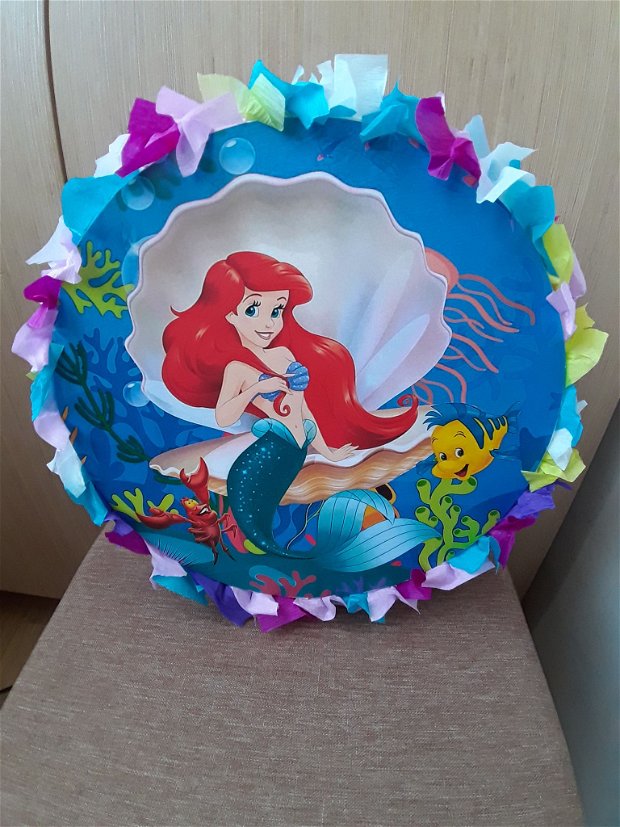 Pinata piniata party Ariel