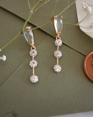 Cercei eleganti cu cristale Swarovski