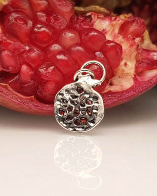 Pandantiv/charm ''The pomegranate''