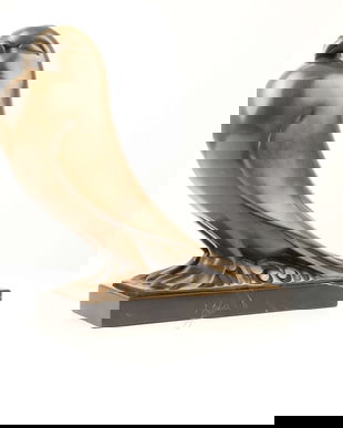 Statueta Art Deco din bronz cu un porumbel