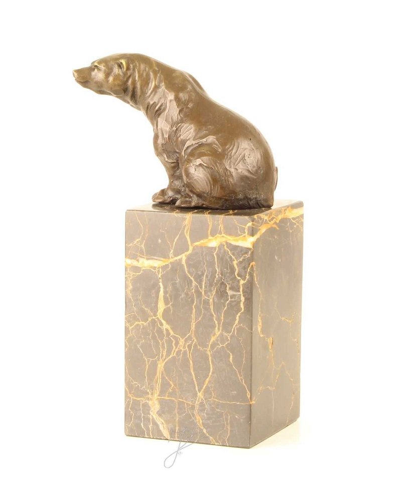Urs sezand-statueta din bronz pe un soclu din marmura