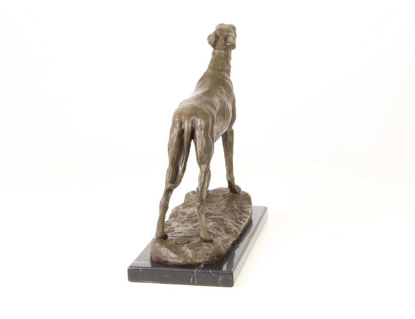 Ogar - statueta din bronz pe un soclu marmura