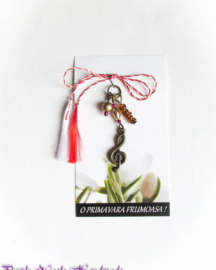 Martisor - pandantiv cheia sol, margele