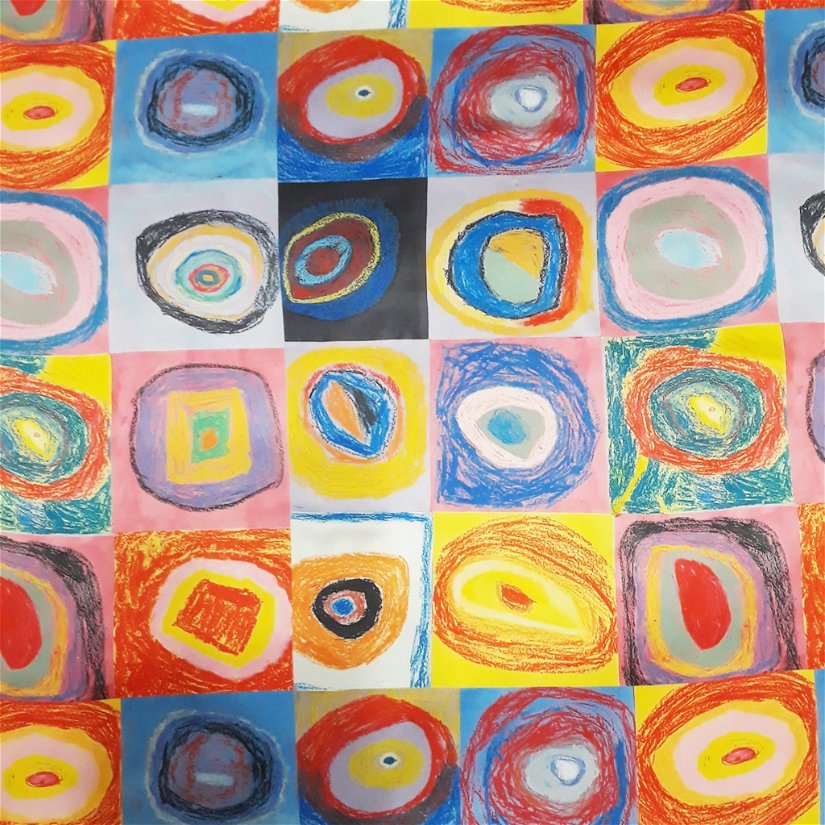 Esarfa patrata din matase, imprimeu cu patrate si cercuri multicolore, 70 cm