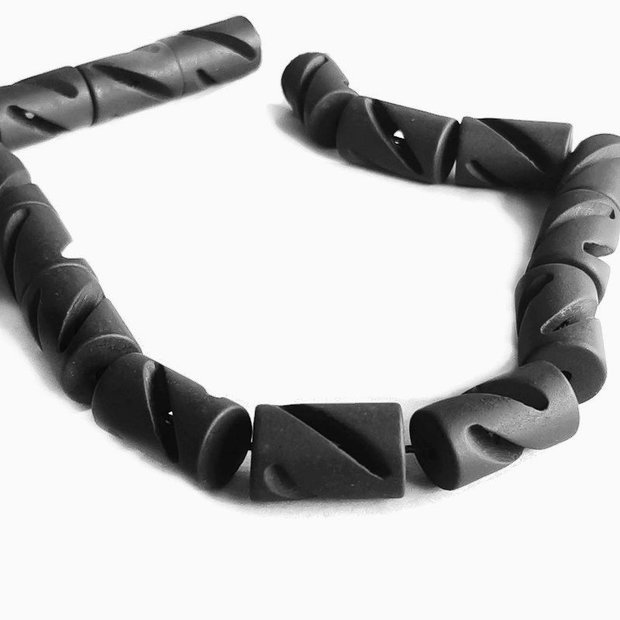 Onix brazilian mat, tuburi spiralate, decupate 20x10mm MG.0122
