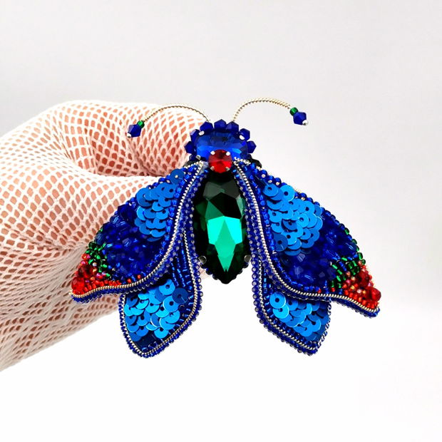 Rezervat Broșă - Fluture radiant 3D