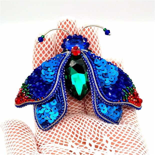 Rezervat Broșă - Fluture radiant 3D