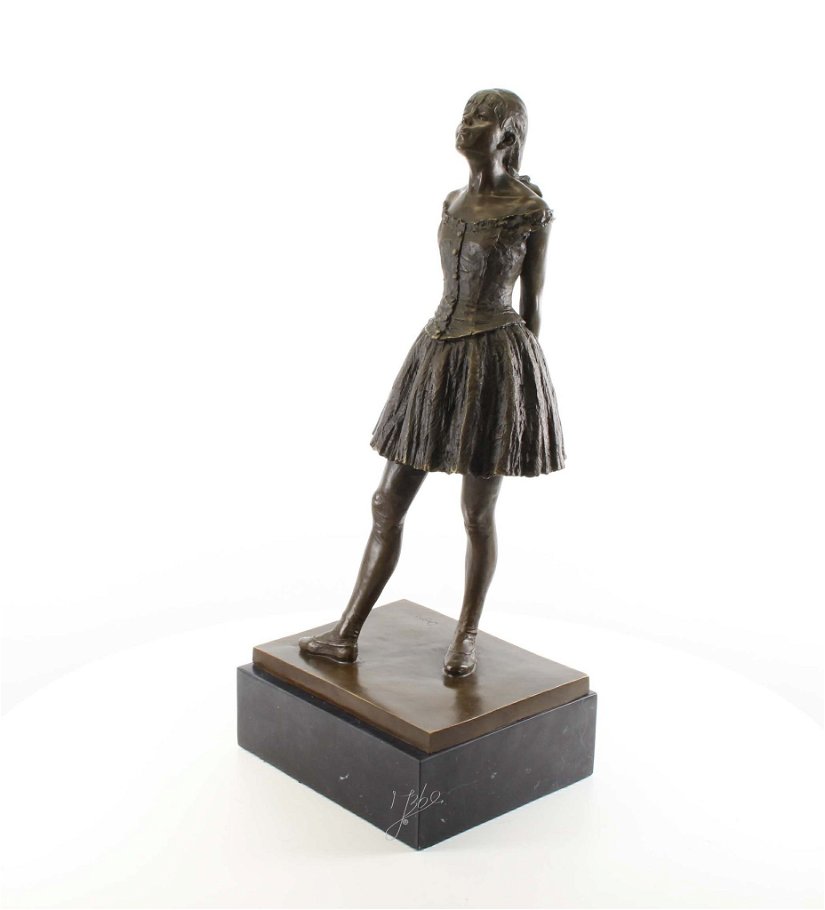 Dansatoare de 14 ani-statueta din bronz pe un soclu din marmura