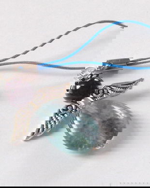 Breloc inger fluorit