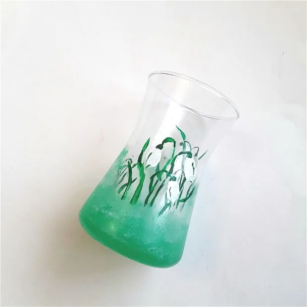 Vaza micuta din sticla pictata cu ghiocei