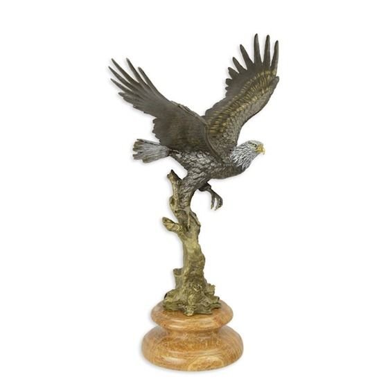 Vultur- statueta din bronz pe soclu din marmura colorata