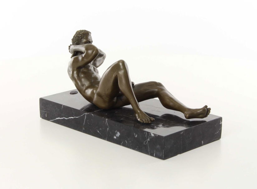 Nud - statueta erotica din bronz pe soclu din marmura