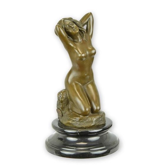 Nud - statueta erotica din bronz pe soclu din marmura