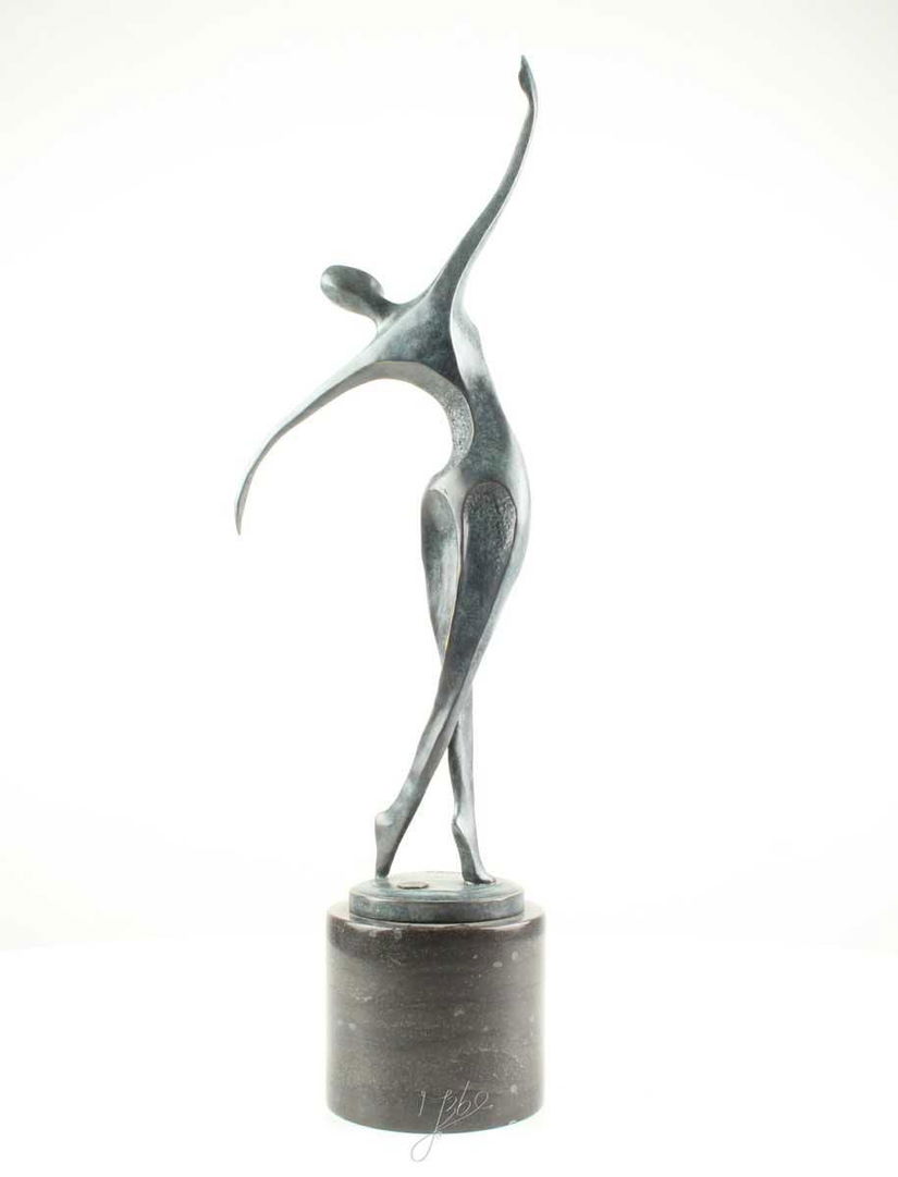 Dansatoare moderna- statueta din bronz pe soclu din marmura