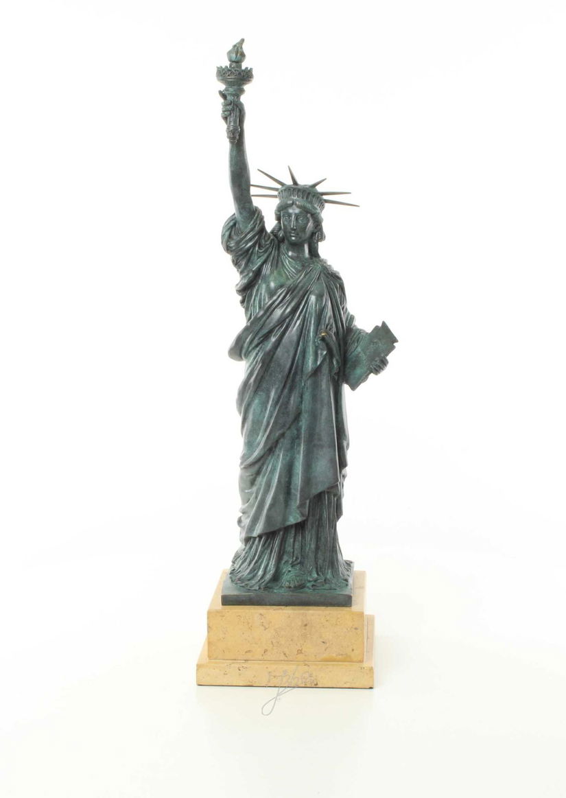 Statuia Libertatii - statueta din bronz