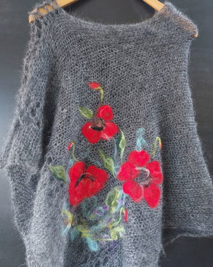 Poncho cu flori de câmp