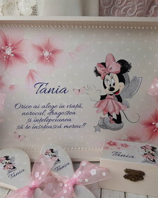 SEt pentru taierea motului - tema Minnie Mouse roz