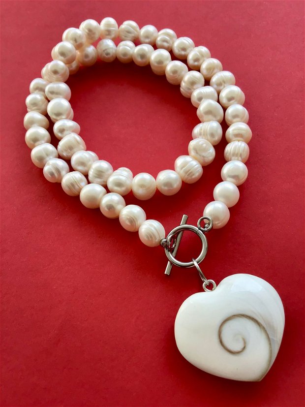 Colier perle de cultura albe & pandantiv inima ochiul Shiva
