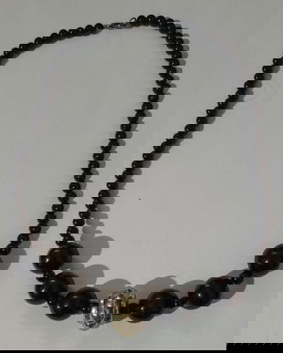 Coliere modele diferite