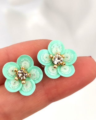 Rezervat Cercei - Adorable Flowers