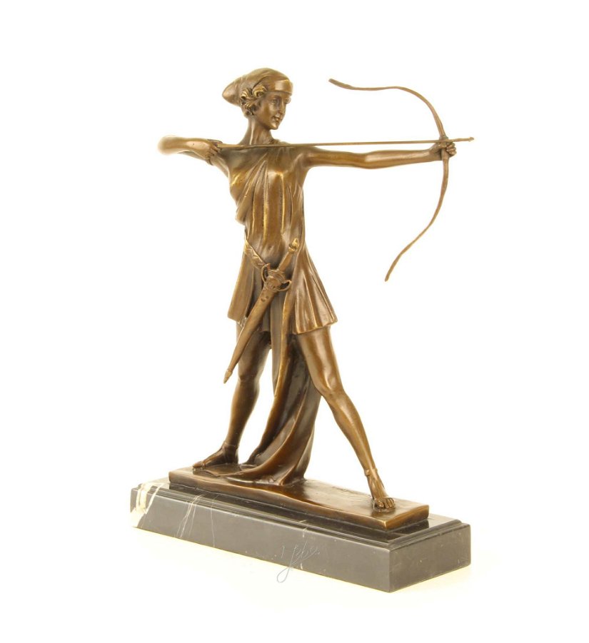 Zeita Diana - statueta din bronz pe soclu din marmura