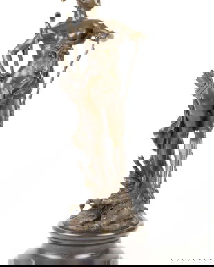 Zeita Diana - statueta din bronz pe soclu din marmura