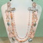 COLIER ~PINK SPRING~ cuarț roz,opal roz,murano,cristale sticla,zamac argintat,accesorii argintate