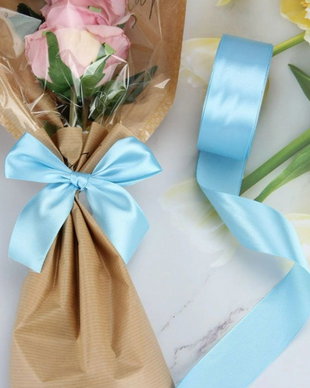 Panglica de satin bleu